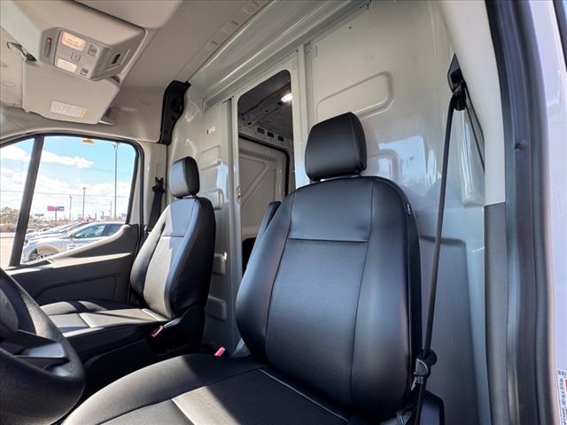 2025 Ford Transit 250