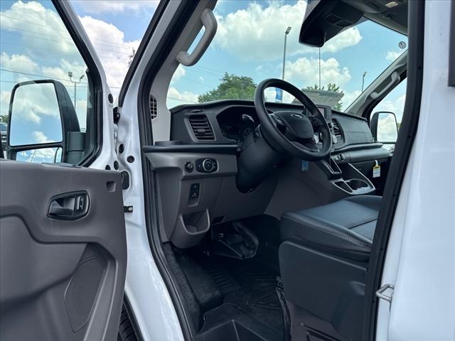 2025 Ford Transit 250