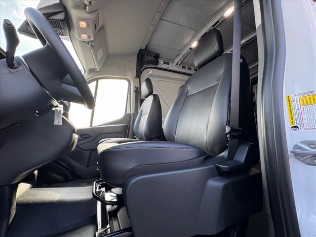 2025 Ford Transit 250