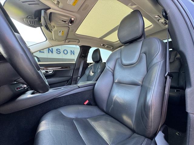 2019 Volvo S90 T5 Momentum