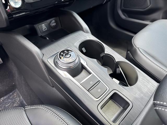 2025 Ford Escape Hybrid Platinum
