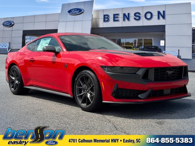 2025 Ford Mustang Dark Horse