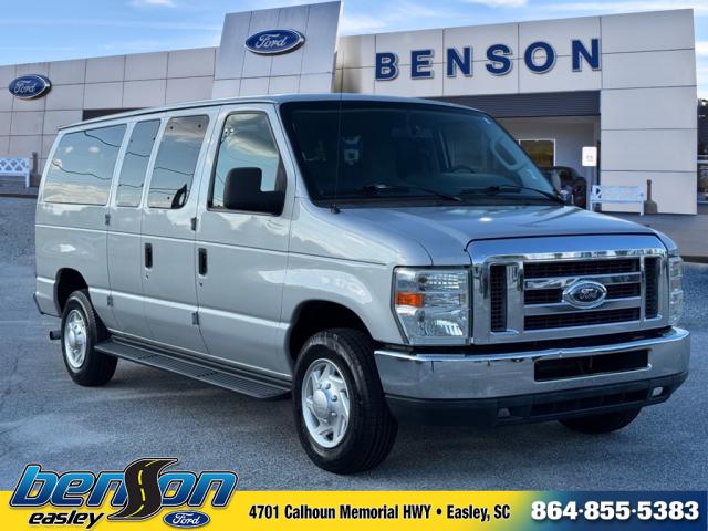 2012 Ford E-Series E-350 SD XLT