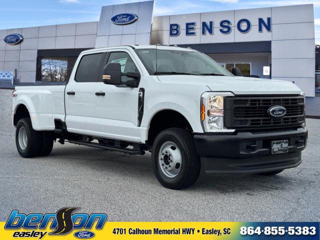 2025 Ford F-350 Super Duty XL