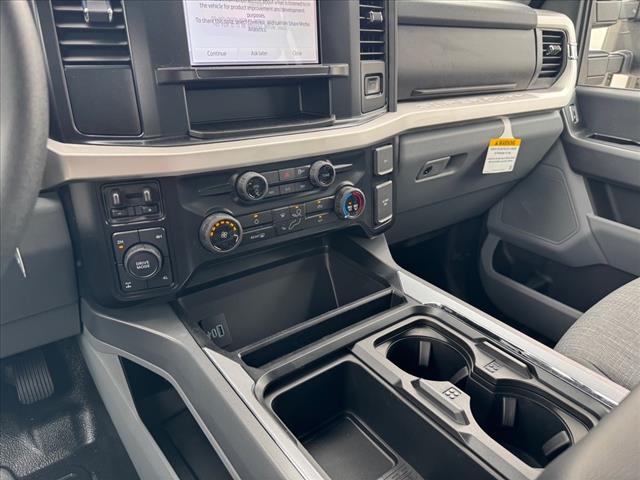 2025 Ford F-350 Super Duty XLT