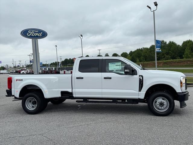 2025 Ford F-350 Super Duty XL