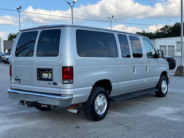 2012 Ford E-Series E-350 SD XLT