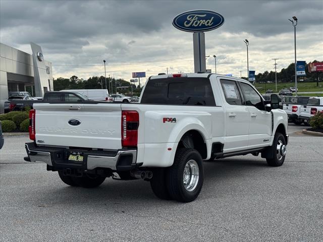 2025 Ford F-350 Super Duty Lariat