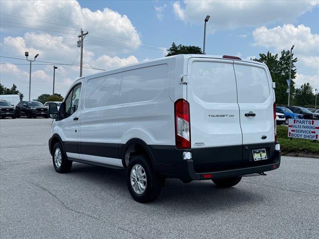 2025 Ford Transit 250