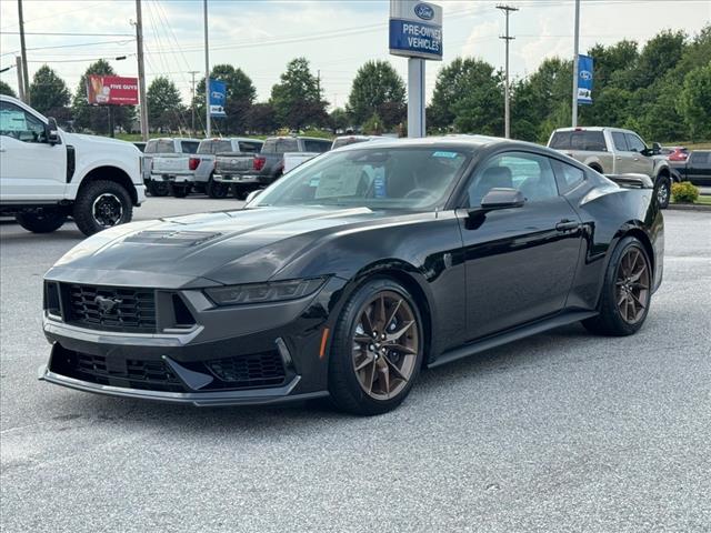 2025 Ford Mustang Dark Horse