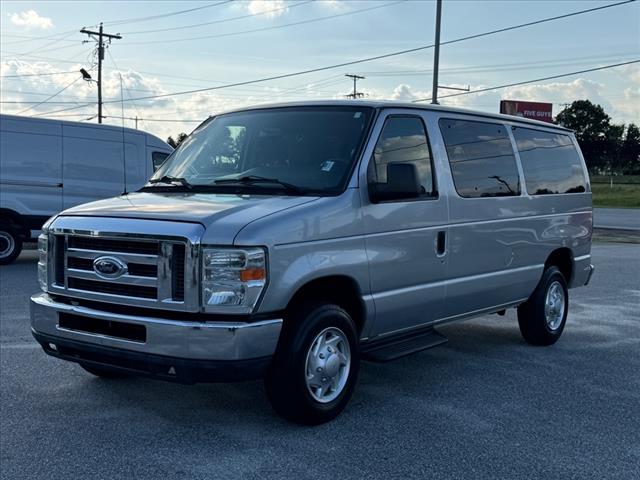 2012 Ford E-Series E-350 SD XLT