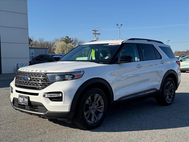 2024 Ford Explorer XLT