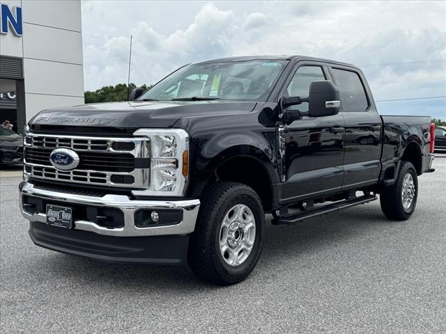 2025 Ford F-350 Super Duty XLT