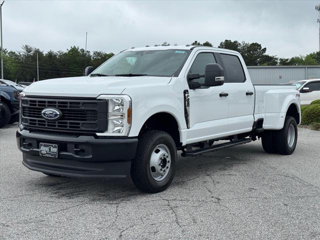 2025 Ford F-350 Super Duty XL