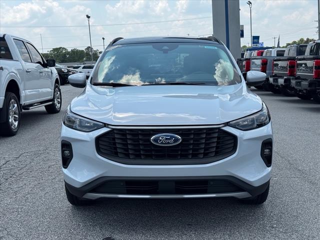 2025 Ford Escape Hybrid Platinum