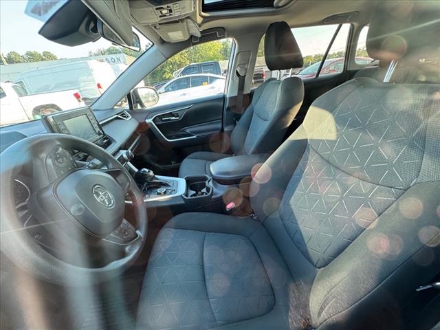2020 Toyota RAV4 Hybrid XLE