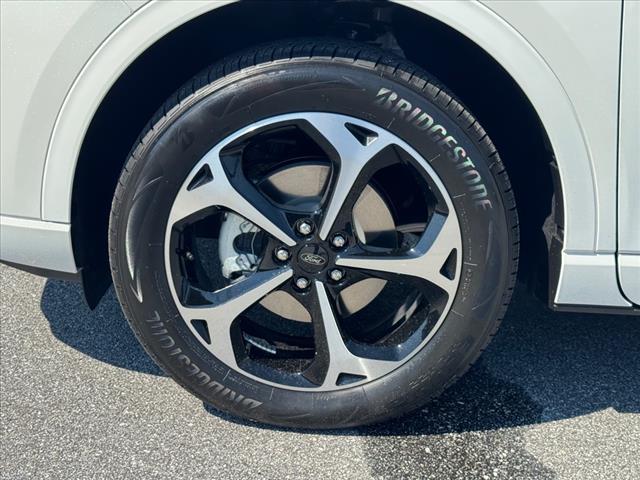 2025 Ford Escape ST-Line Elite