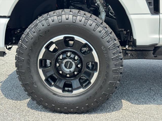 2025 Ford F-350 Super Duty Platinum