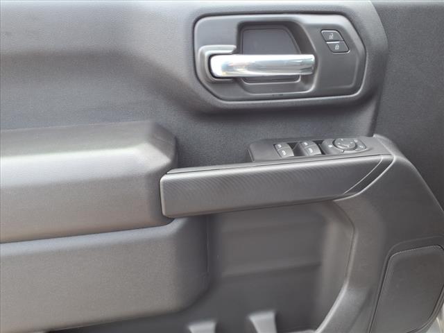 2025 GMC Sierra 2500HD Pro