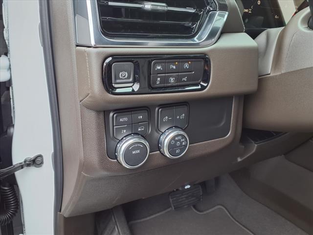 2025 GMC Yukon XL Elevation