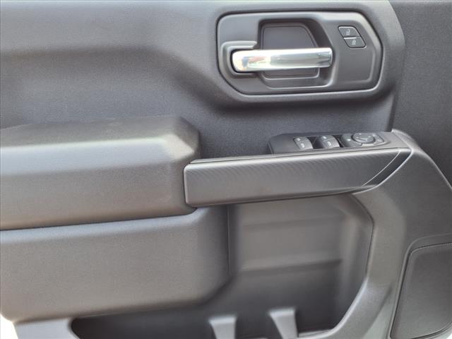 2025 GMC Sierra 2500HD Pro