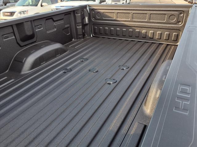 2025 GMC Sierra 3500HD SLE