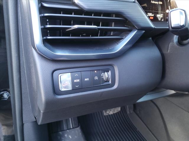 2025 GMC Acadia AT4