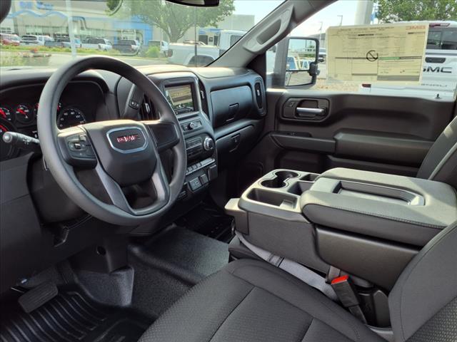 2025 GMC Sierra 3500HD Pro