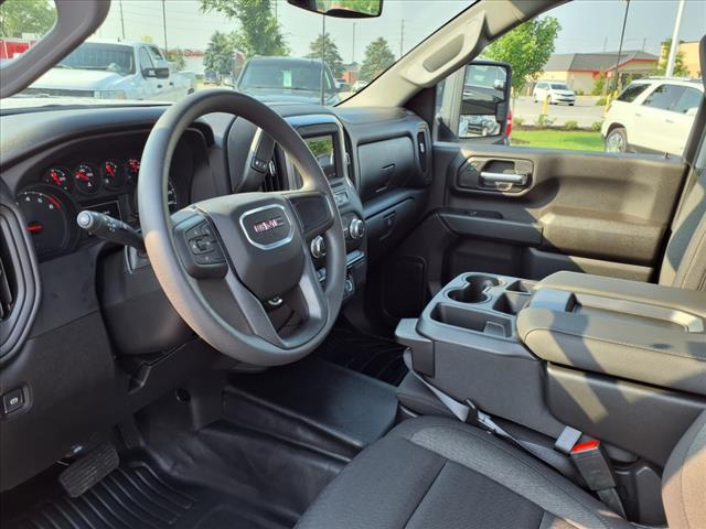 2025 GMC Sierra 2500HD Pro