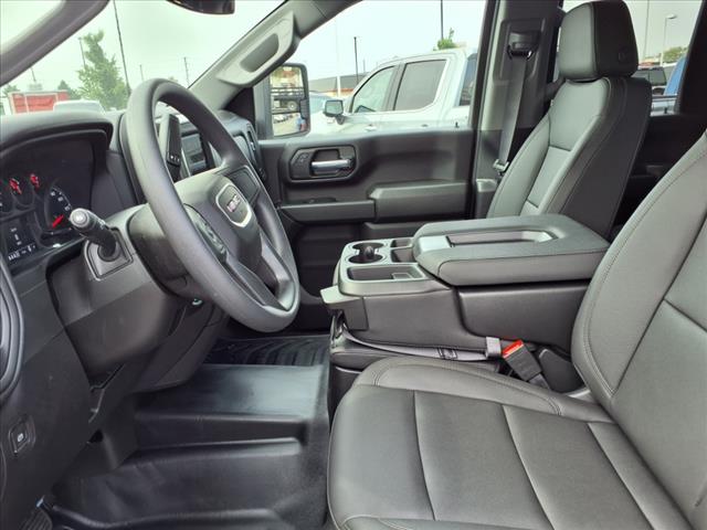 2025 GMC Sierra 2500HD Pro