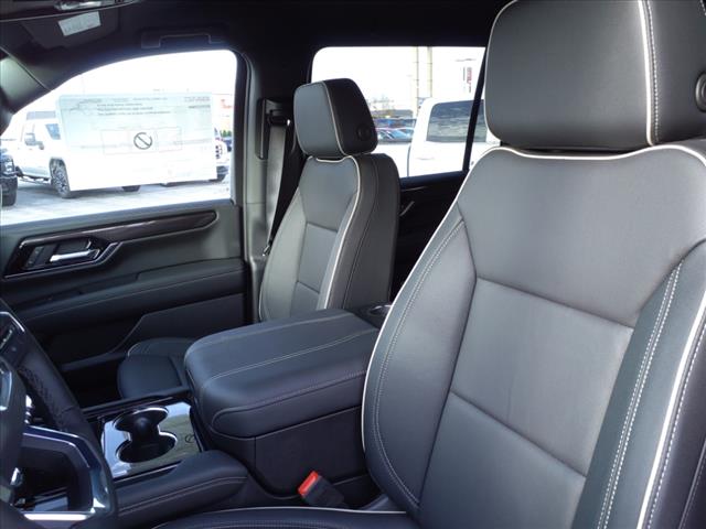 2025 GMC Yukon XL Elevation