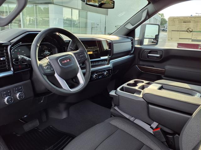 2025 GMC Sierra 3500HD SLE