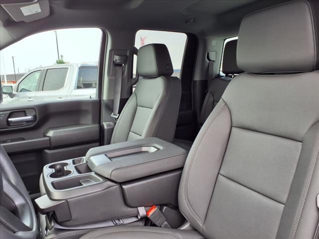 2025 GMC Sierra 2500HD Pro