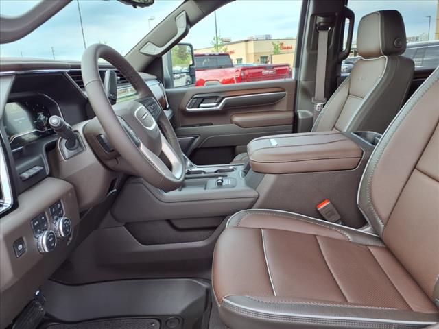 2025 GMC Sierra 2500HD Denali