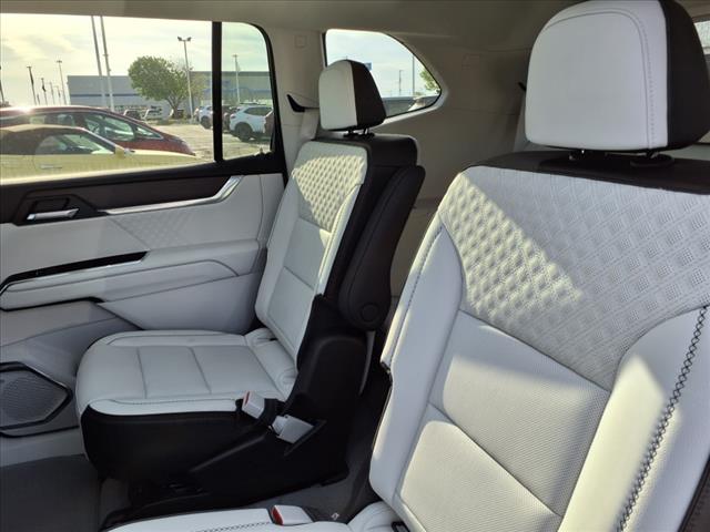 2025 GMC Acadia Denali