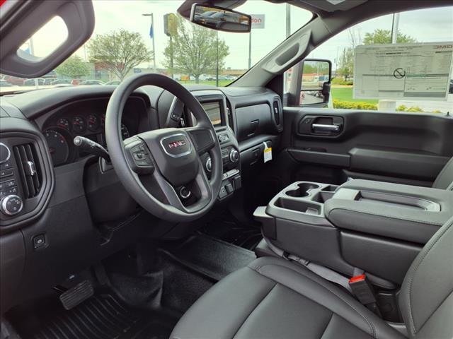 2025 GMC Sierra 3500HD Pro