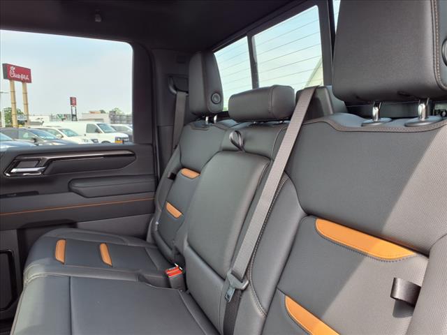 2025 GMC Sierra 2500HD AT4