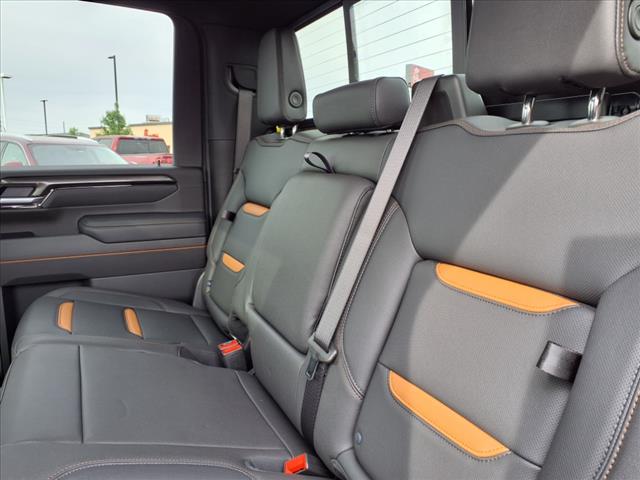 2025 GMC Sierra 2500HD AT4