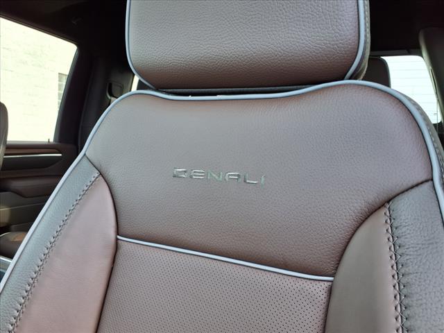 2025 GMC Sierra 2500HD Denali