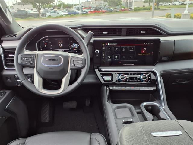 2025 GMC Sierra 2500HD Denali