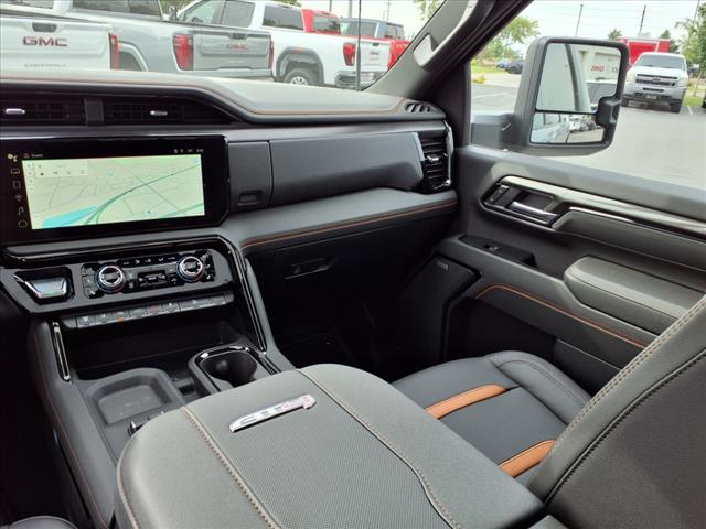 2025 GMC Sierra 2500HD AT4