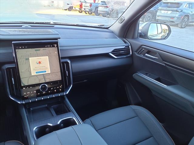 2025 GMC Acadia AT4