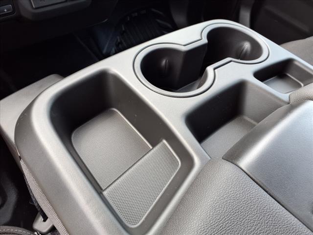 2025 GMC Sierra 2500HD Pro