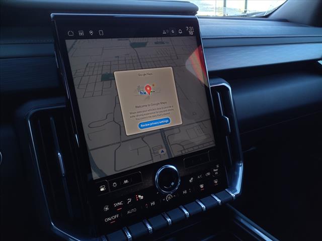 2025 GMC Acadia AT4