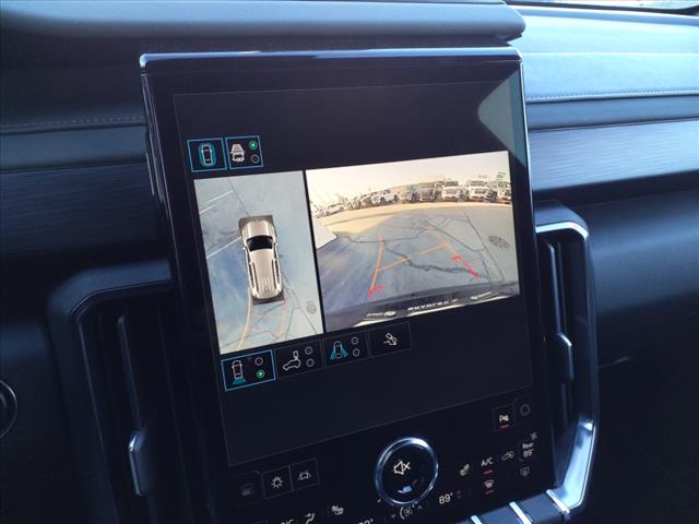2025 GMC Acadia AT4