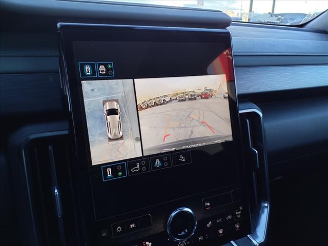 2025 GMC Acadia AT4