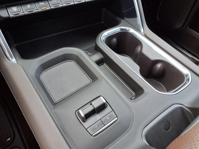 2025 GMC Sierra 2500HD Denali