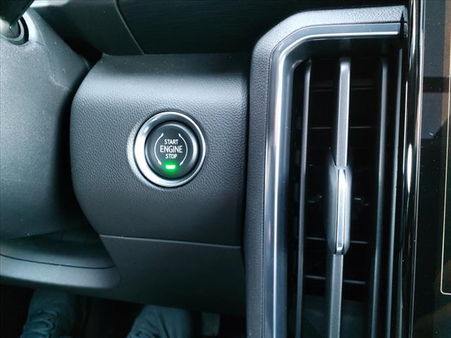 2025 GMC Acadia AT4