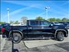 2026 GMC Sierra 1500 SLT - thumbnail 2