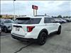 2023 Ford Explorer ST - thumbnail 3